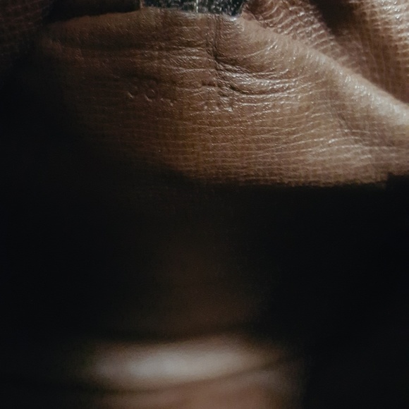 Authentic Louis Vuitton Papillon 26 - Picture 7 of 8